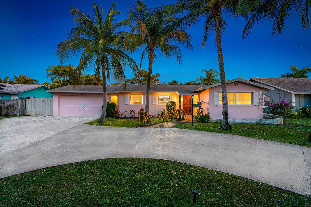 19256 Country Club Dr