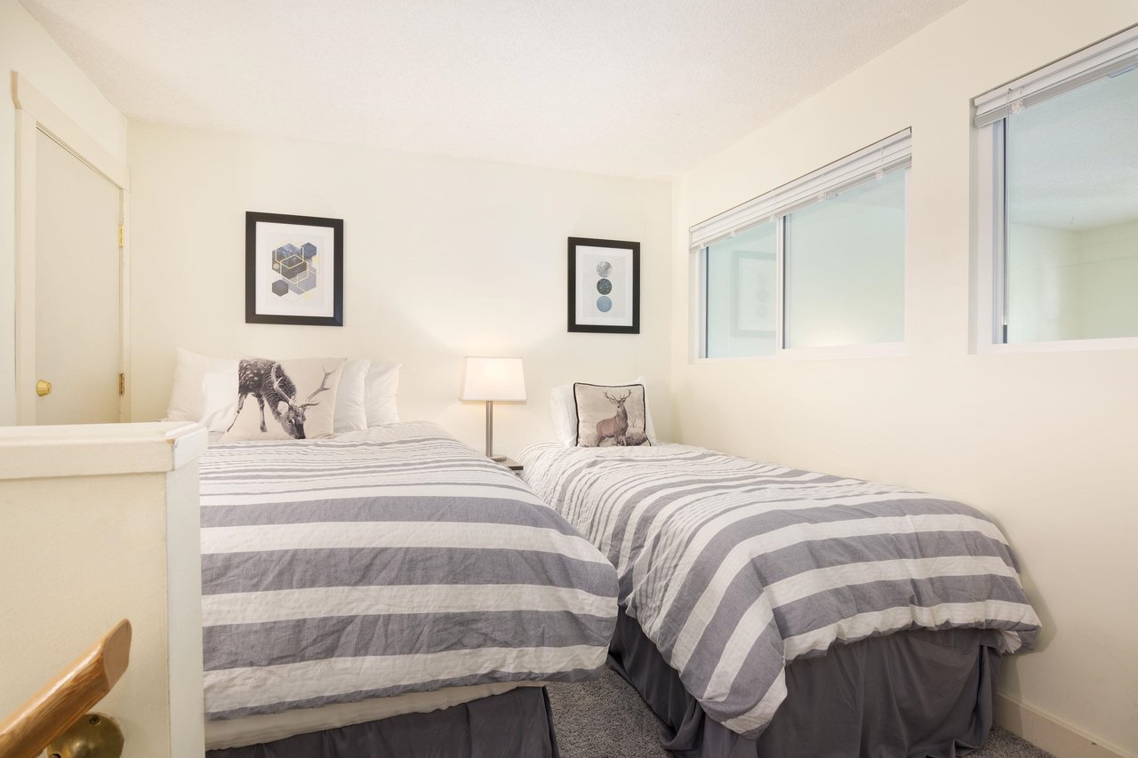 332-4573 Chateau Blvd