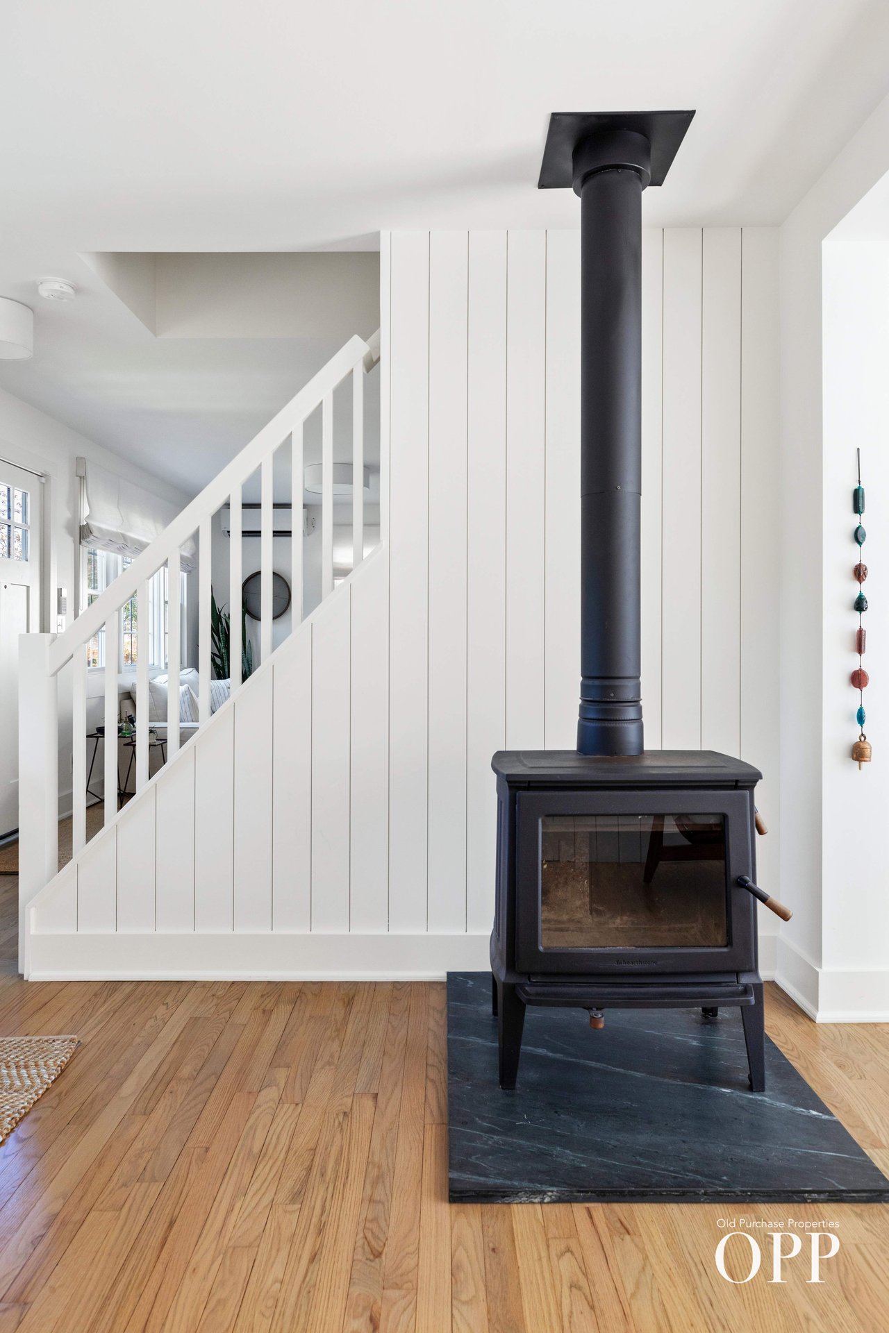  Stylish Cape Cod Retreat in Bellport Village