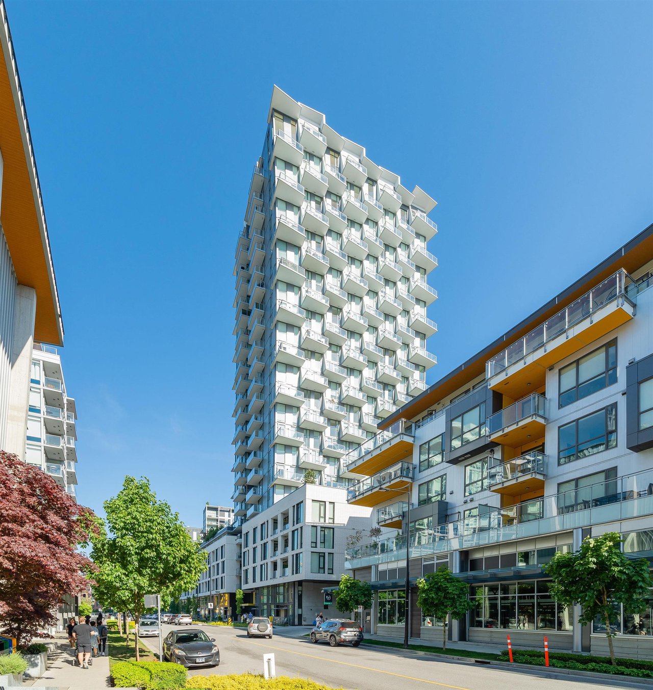 208-3538 Sawmill Cres