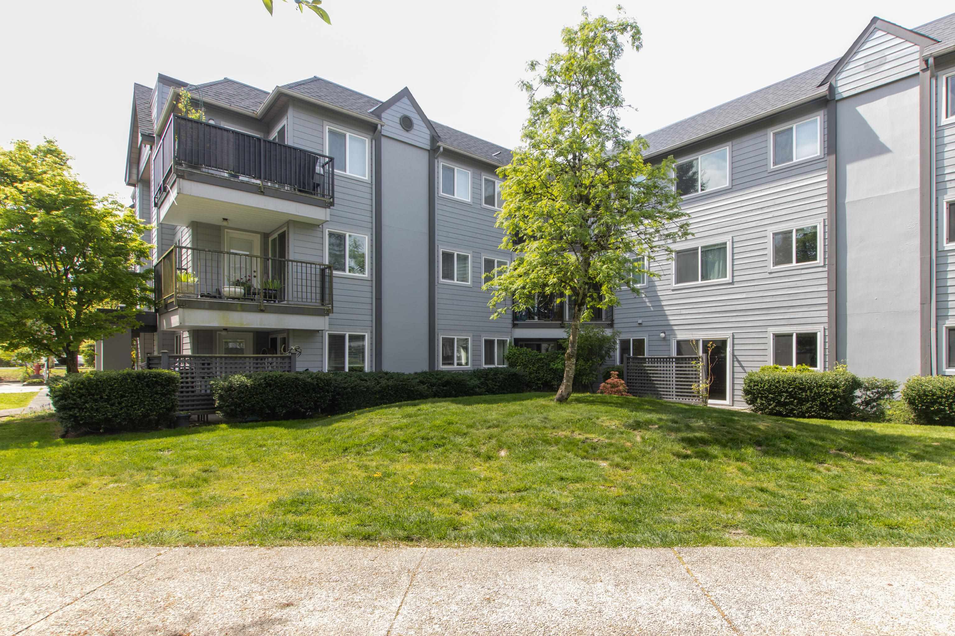 108-40100 Willow Cres