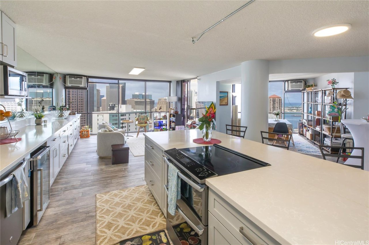 60 N Beretania St #2701