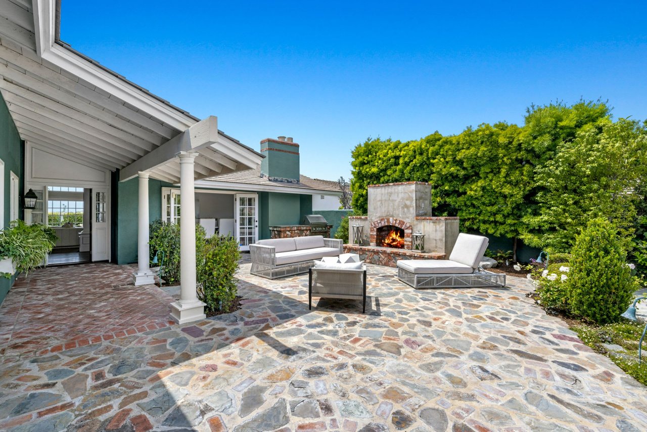 1425 Keel Drive