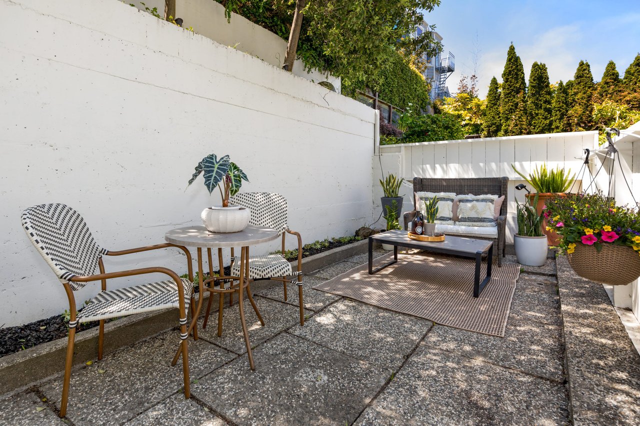 Generously Sized Condo Near Duboce Park