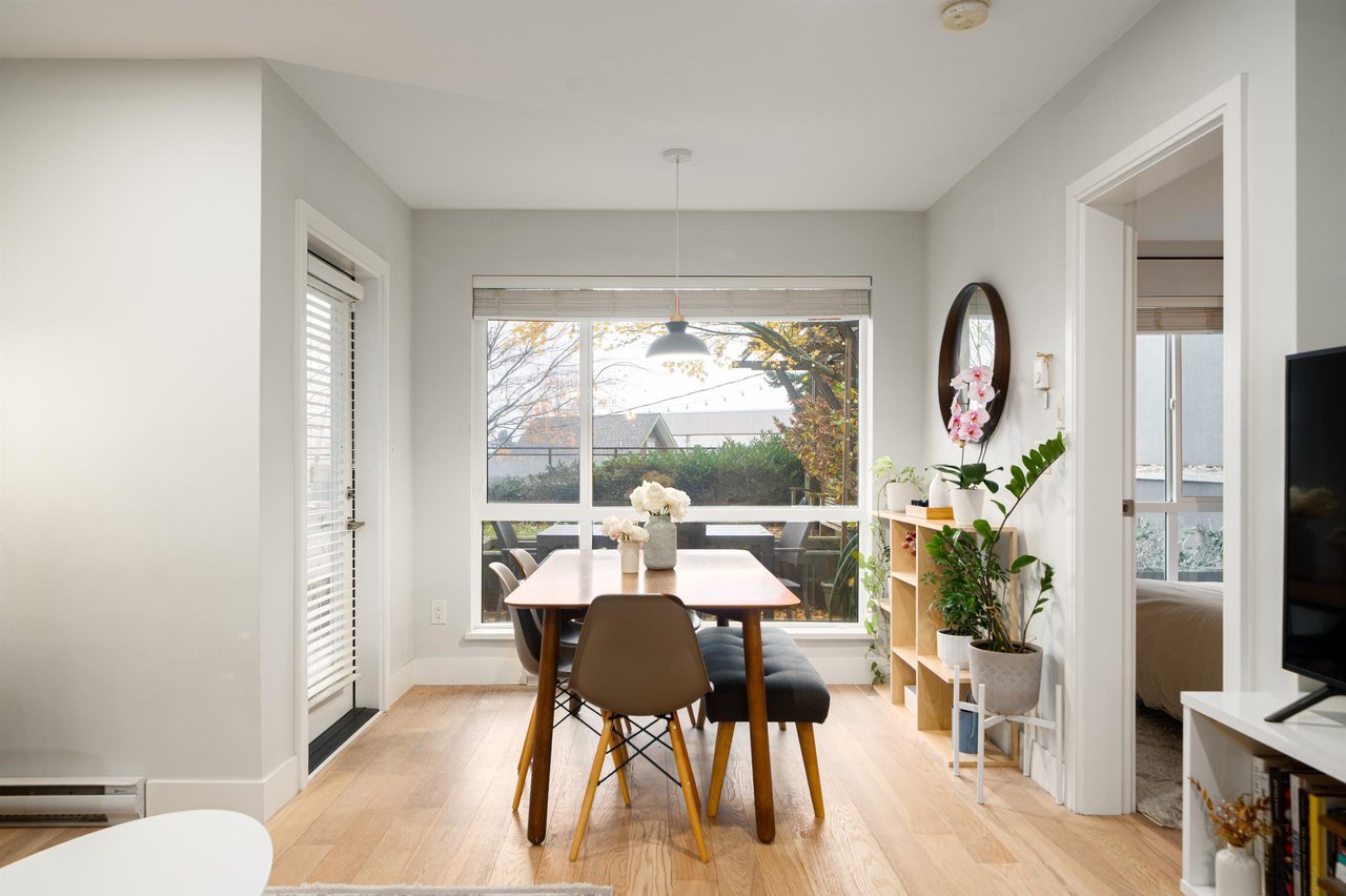 209-233 Kingsway