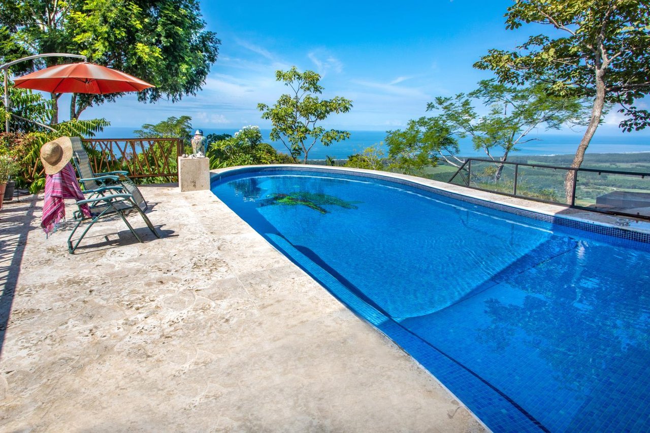 Incredible 7,000 Ft2 Ocean View Home With 200 Acre Reserve!