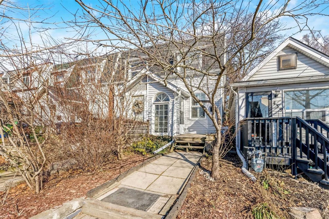 441 Woodfield Rd