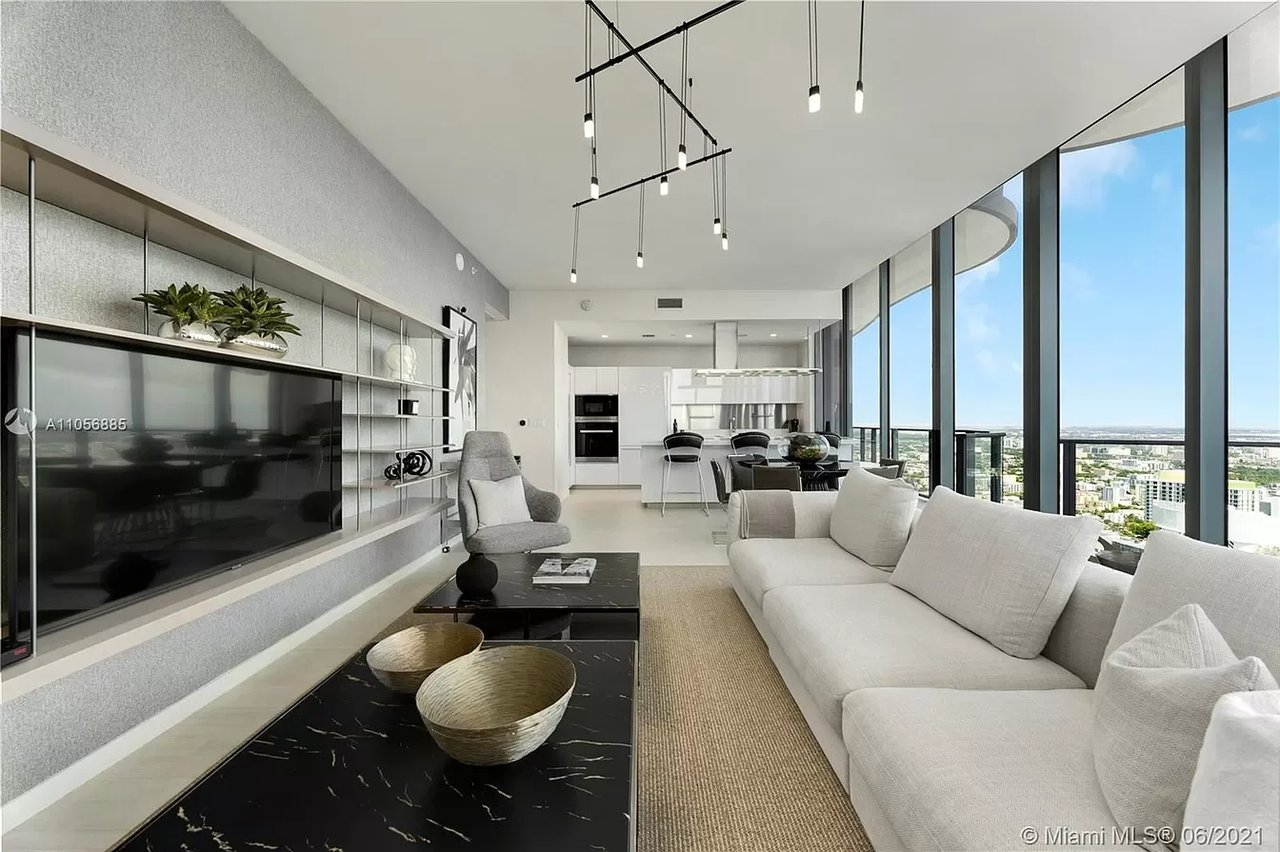 1000 Brickell Plaza, Penthouse 6108