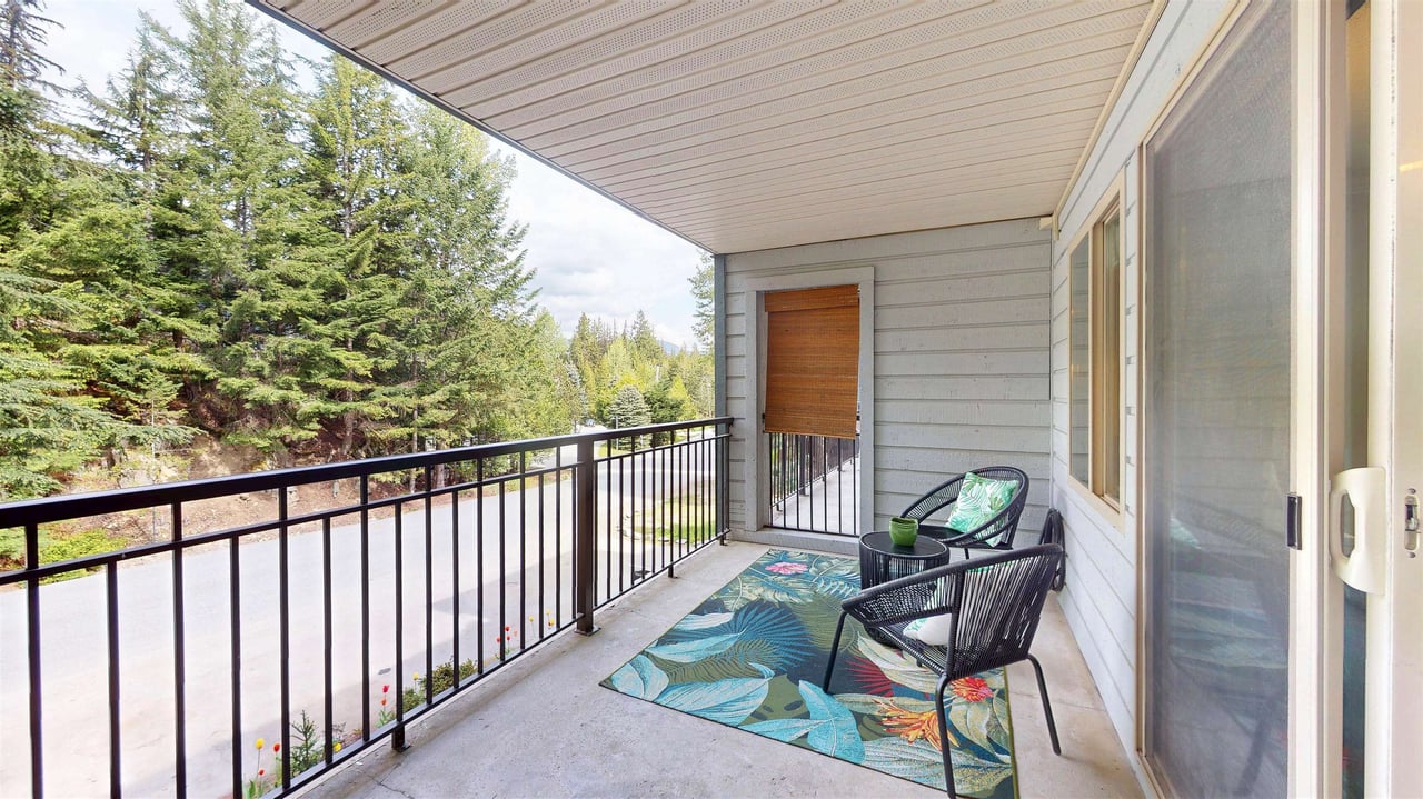 6-2201 Eva Lake Rd