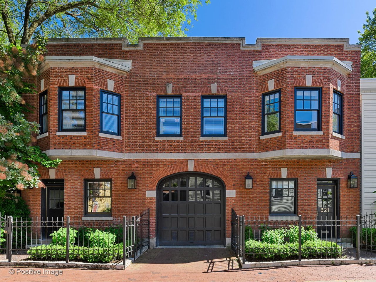 321 W Menomonee St