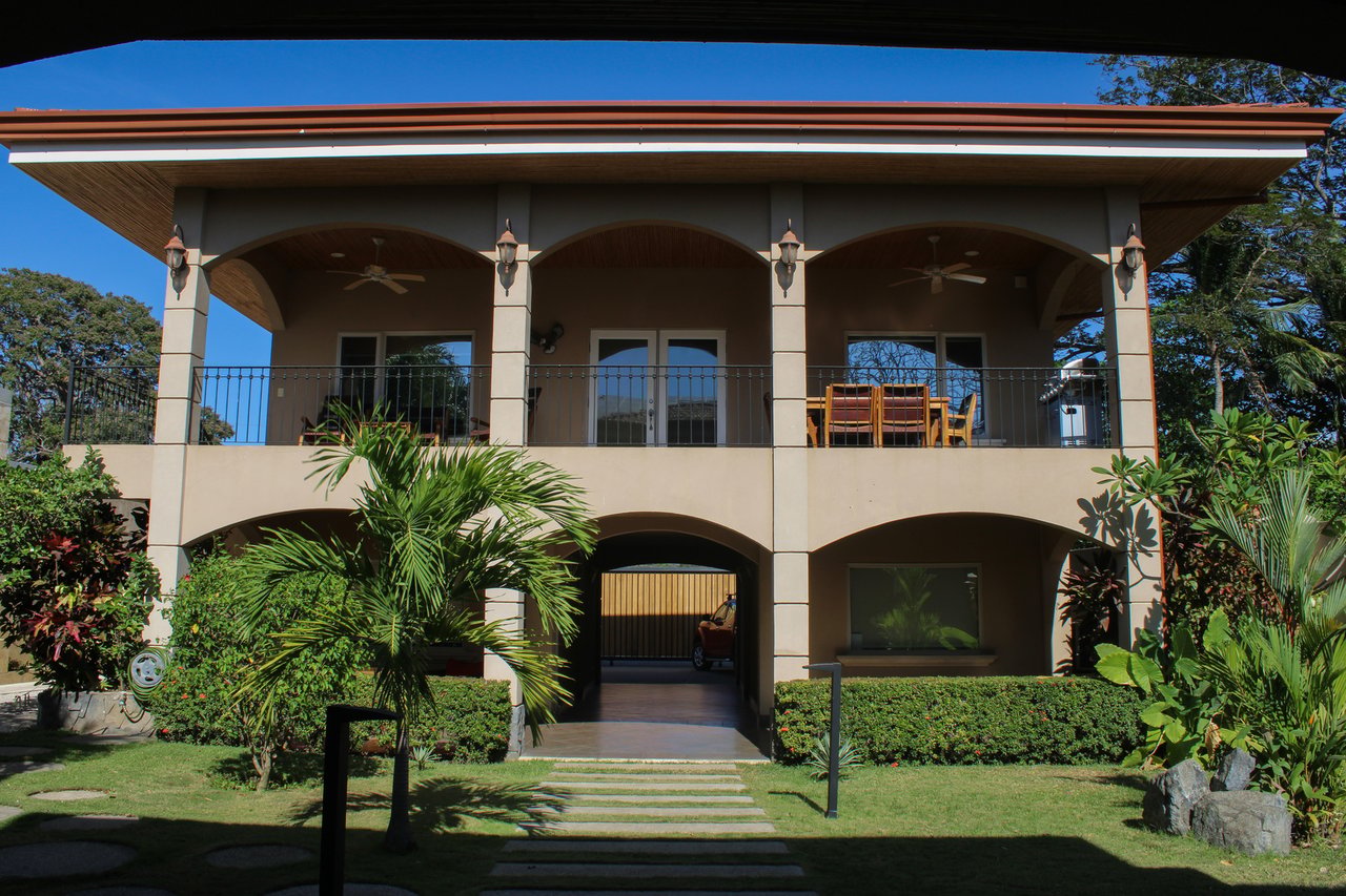 Smart Beachfront Luxury Estate, Flamingo, Guanacaste