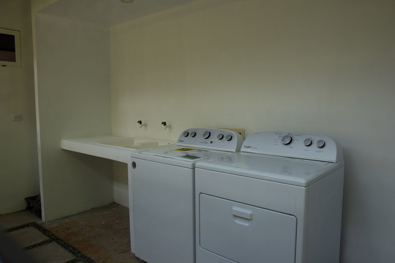 Coastal Ocean View Townhouse, Dominical, Puntarenas