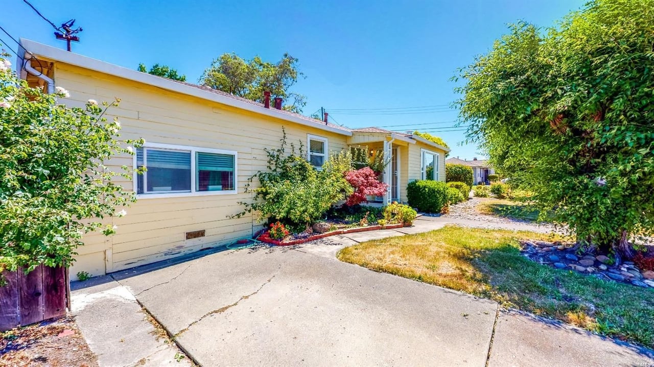 5 San Carlos Dr