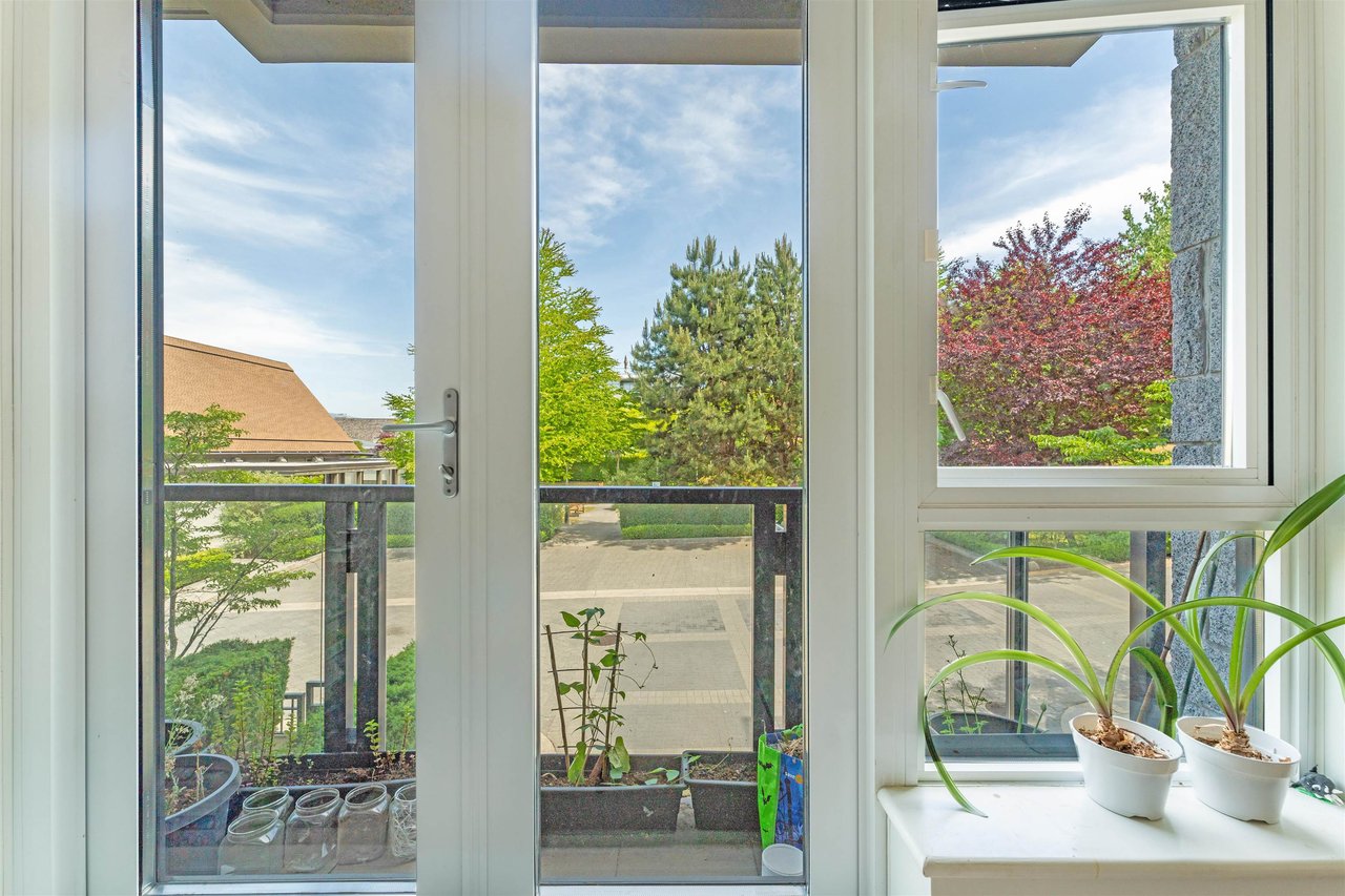 TH8-6063 Iona Dr
