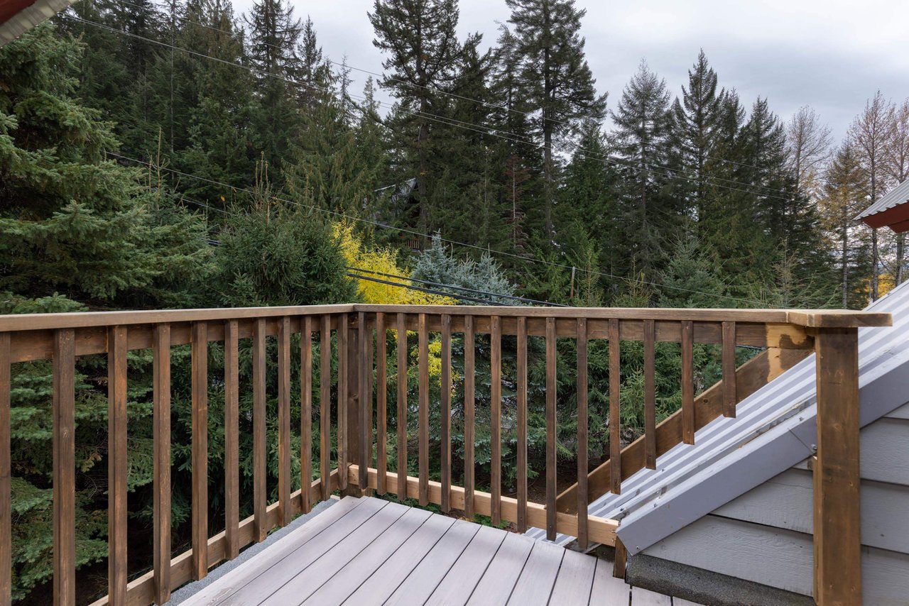 2154 Whistler Rd