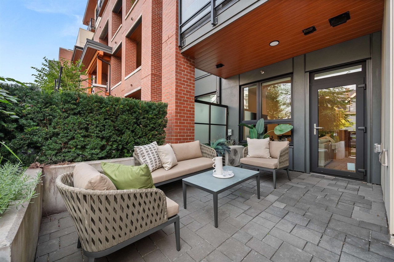 111-2550 Garden Dr