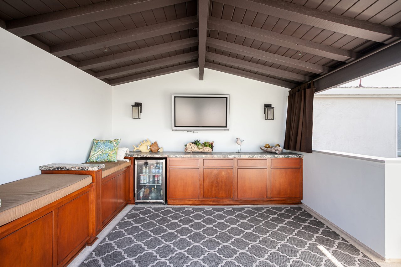 214 Marguerite Avenue