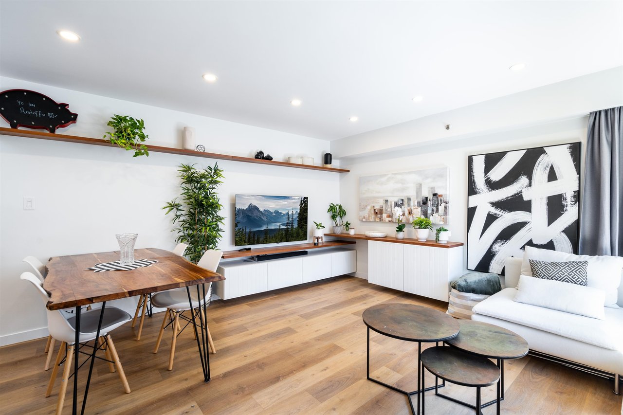 302-1050 Jervis St