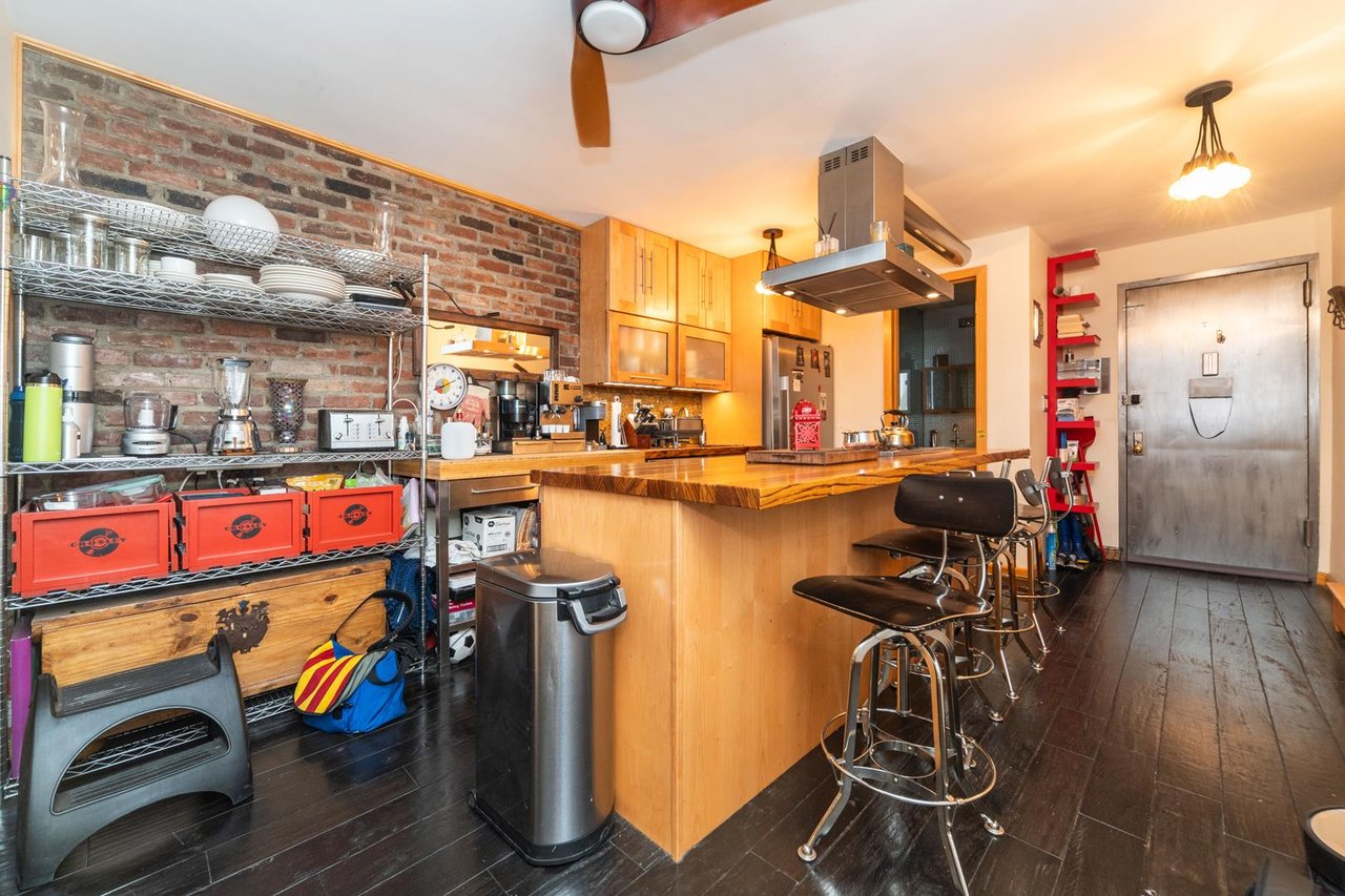 49 East 12th Street, Apt 1-B