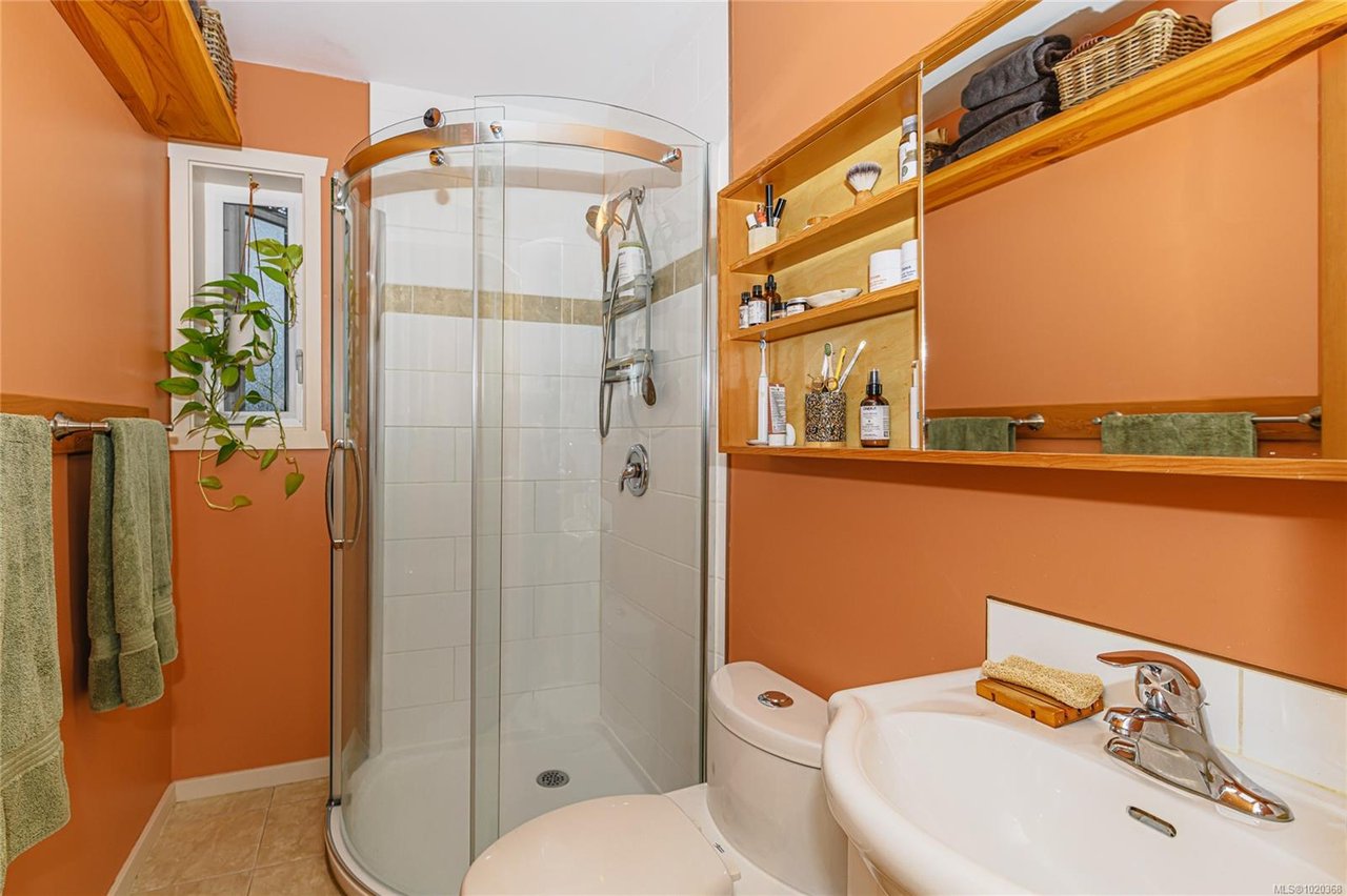 140 Mt. Baker Cres