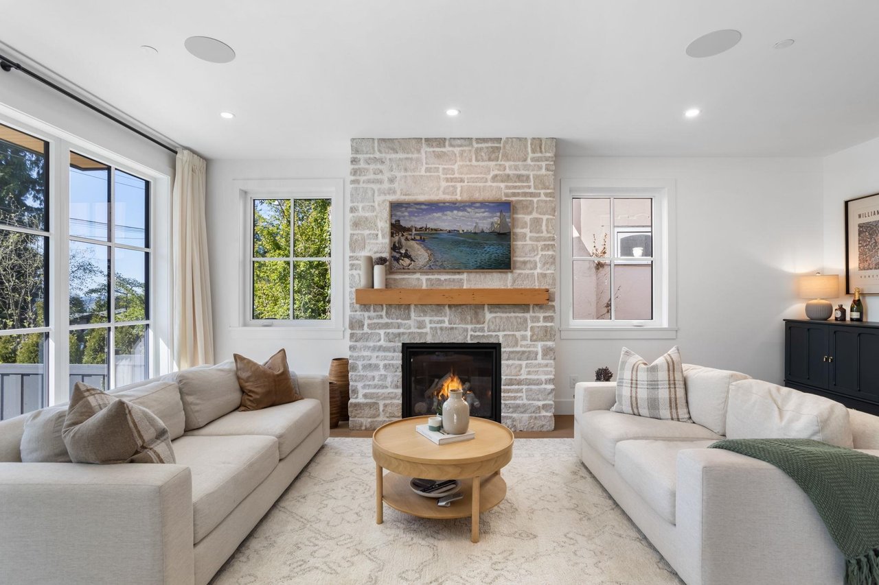 732 Westmoreland Cres