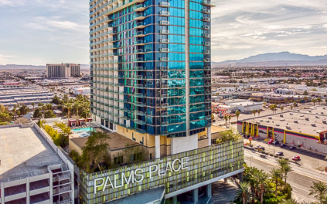 Palms Place