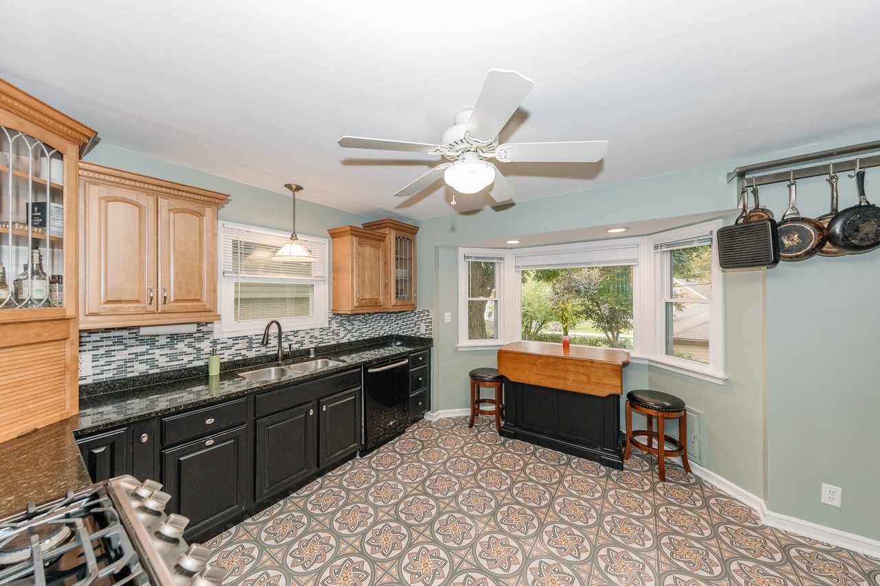 Updated 3+ Bed / 2 Bath Cooper Park Home