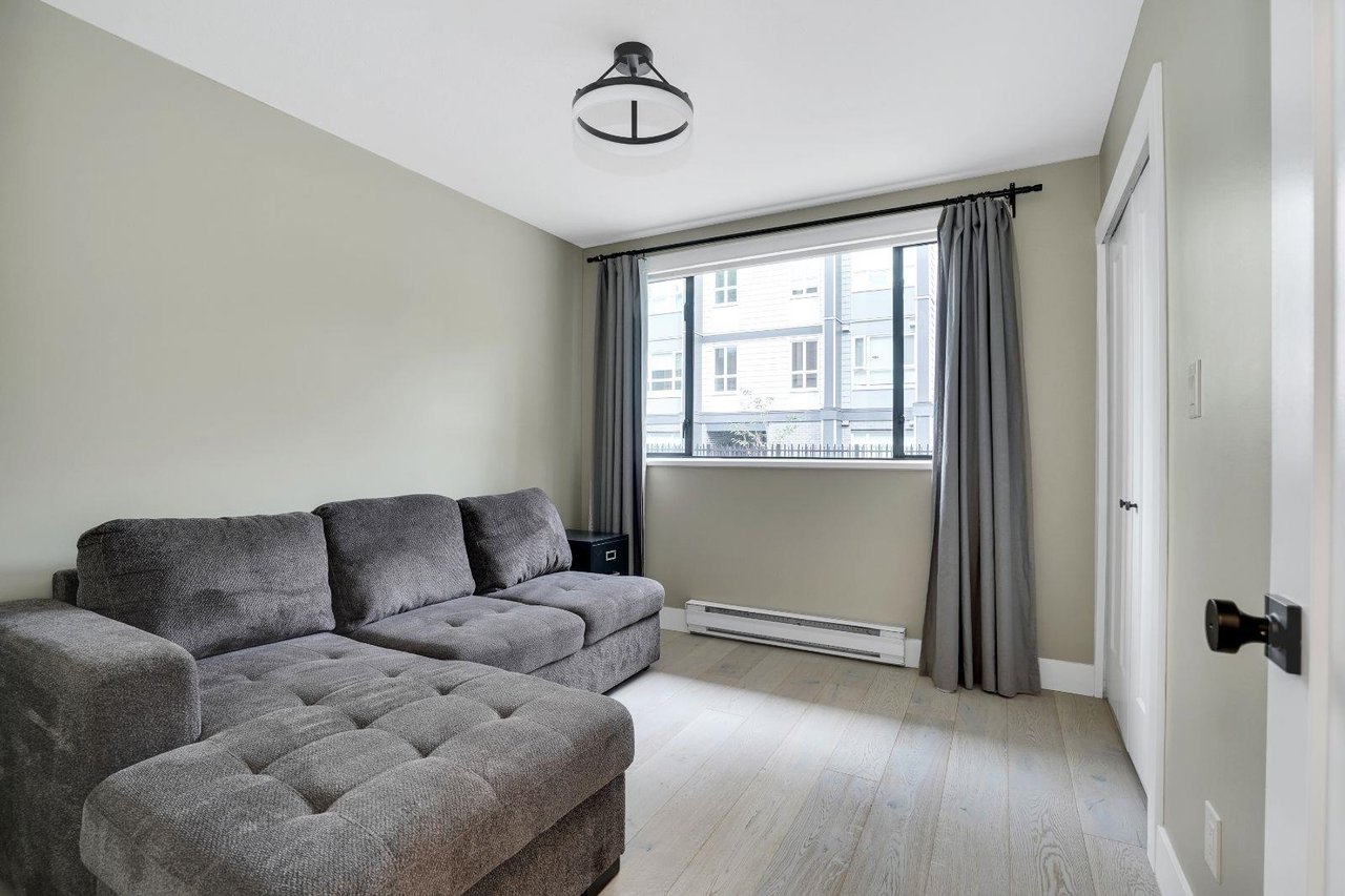 104-1702 Chesterfield Avenue, North Vancouver