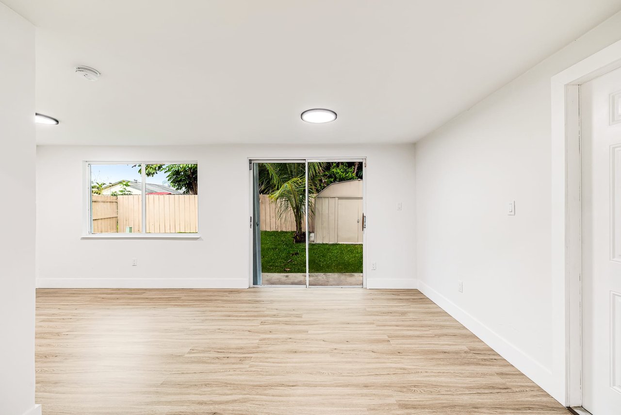 25038 SW 124th Ct, Miami, FL. 33032