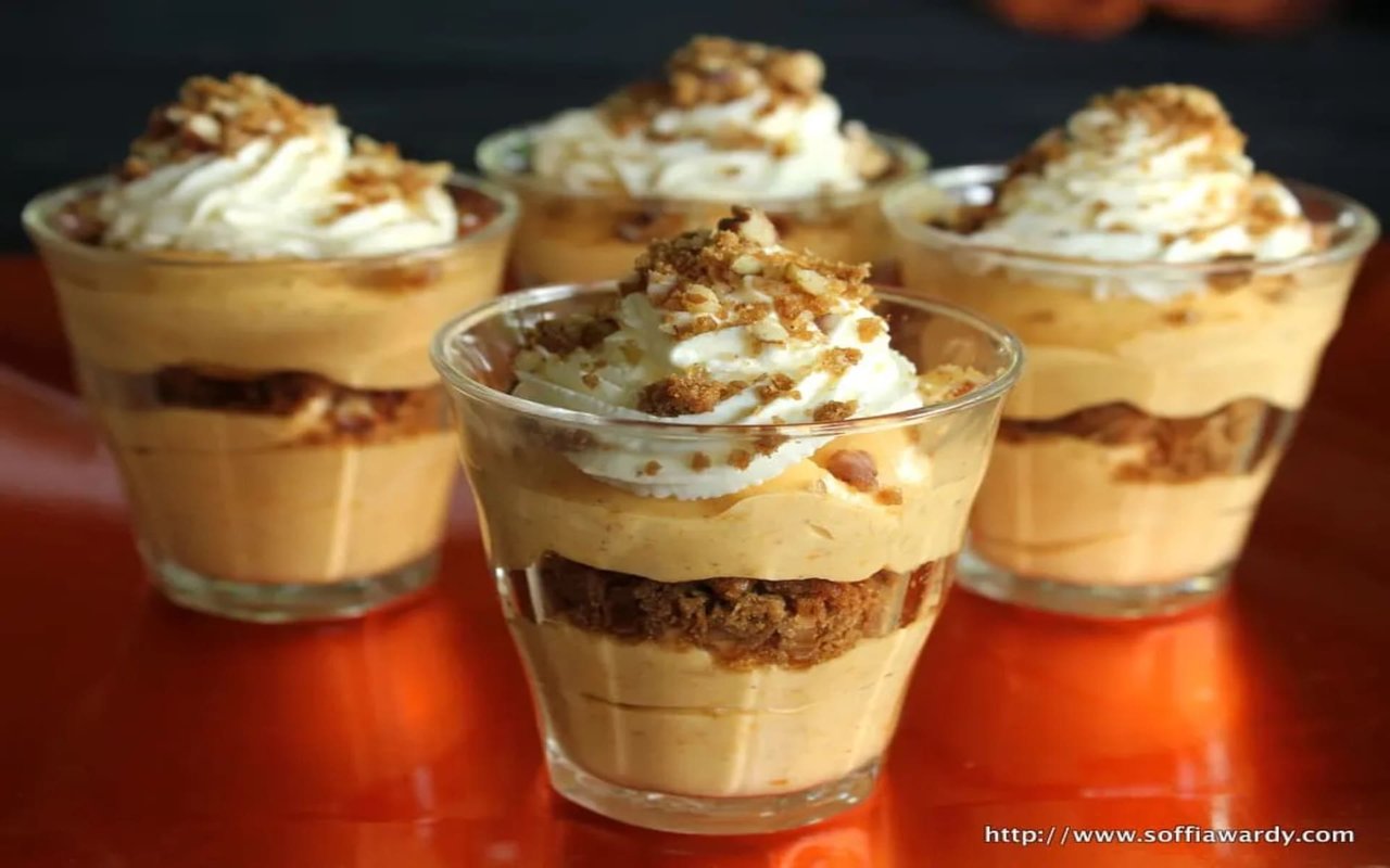 Pumpkin Mousse Minis