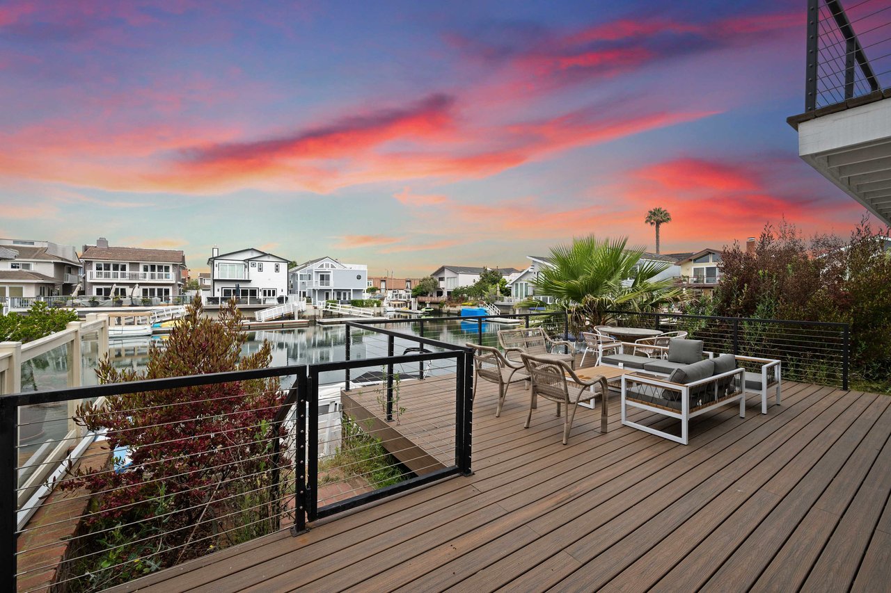 Stunning Waterfront Oasis in Channel Islands Harbor