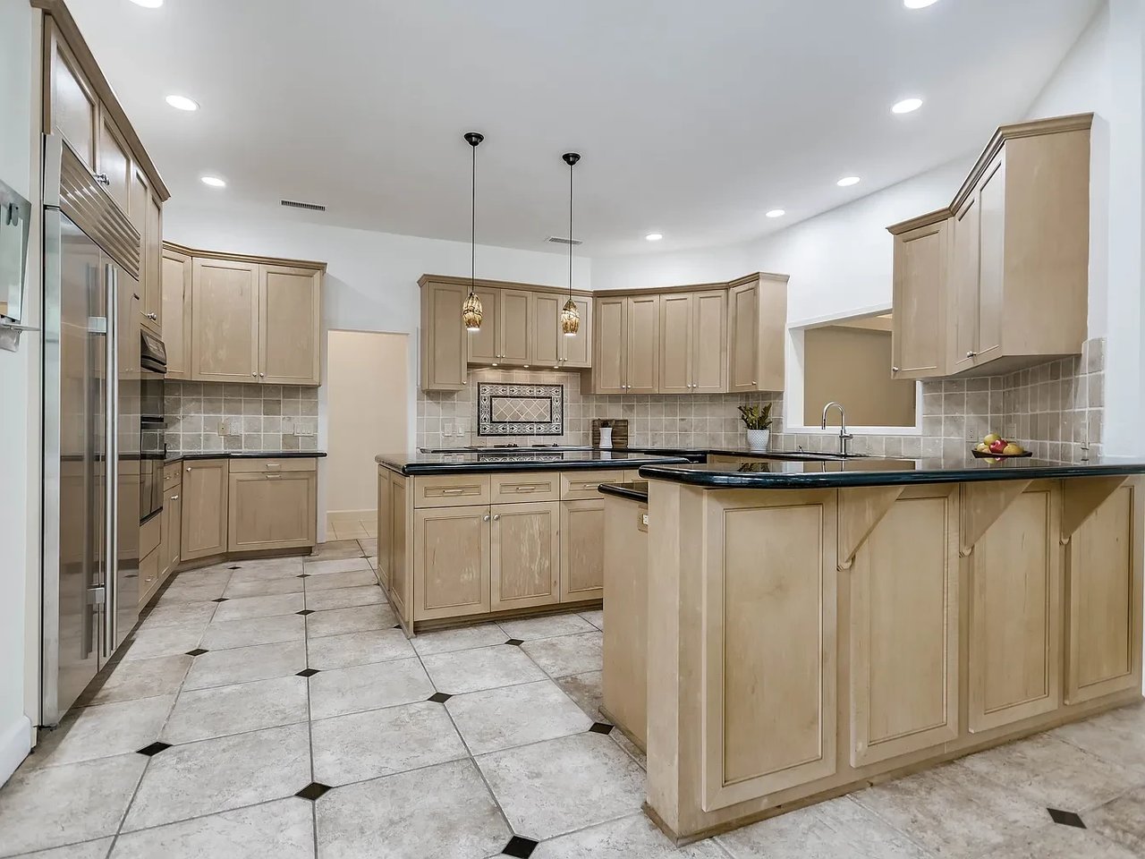 5802 Lookout Mountain Dr
