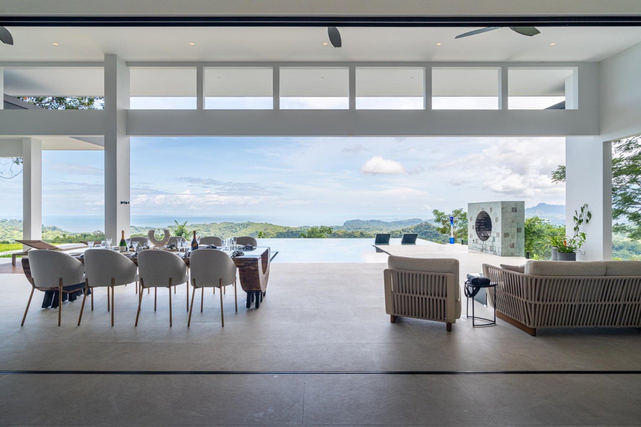 Private Solar Powered Ocean View Villa, Ojochal, Puntarenas