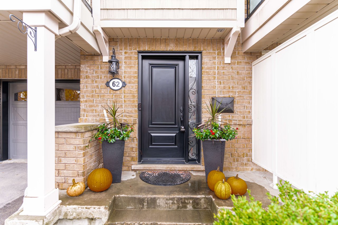 62 Cossey Lane