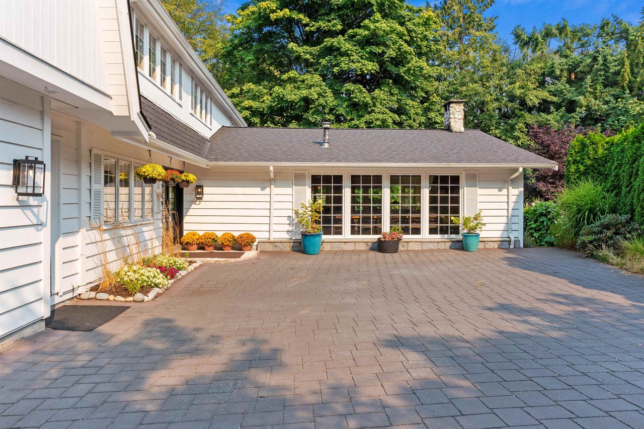 1820 St. Denis Rd