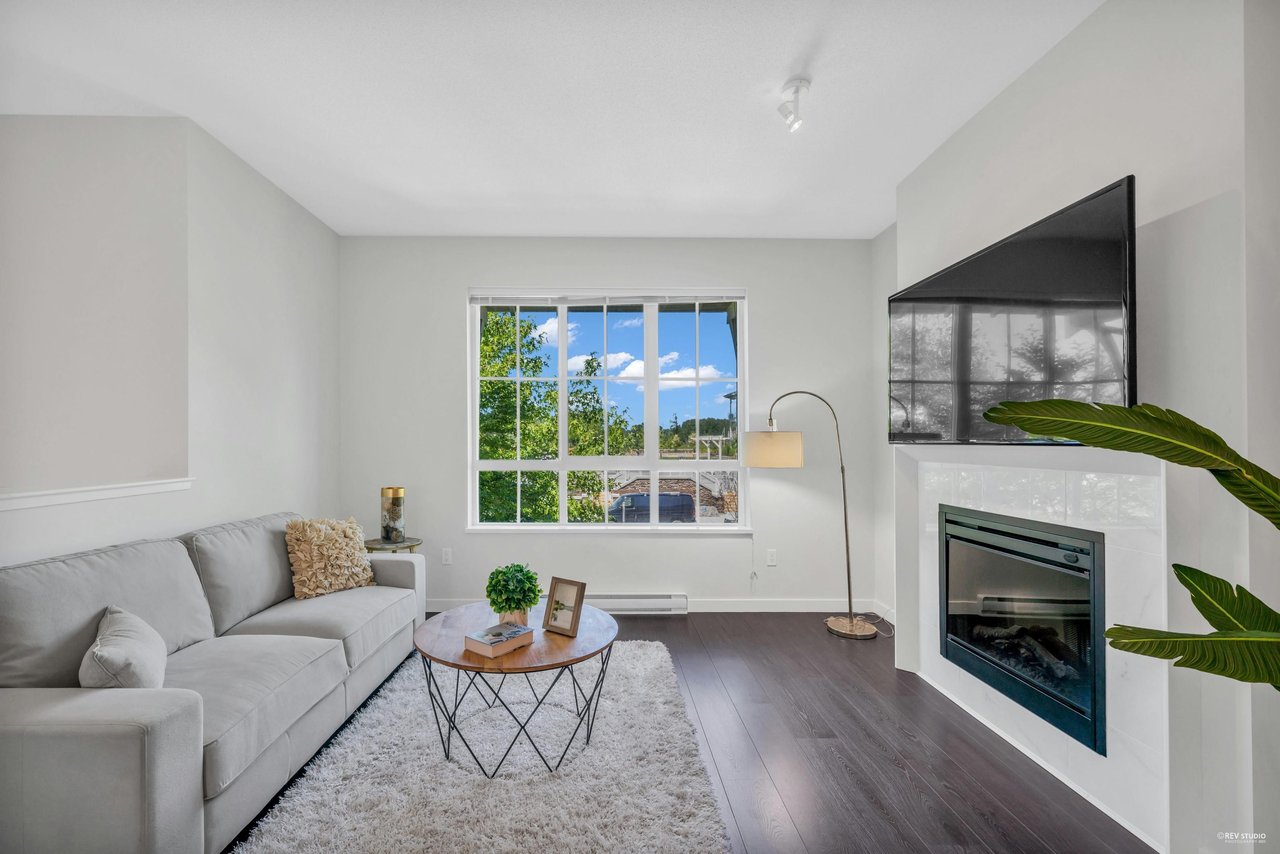 4-5510 Admiral Wy
