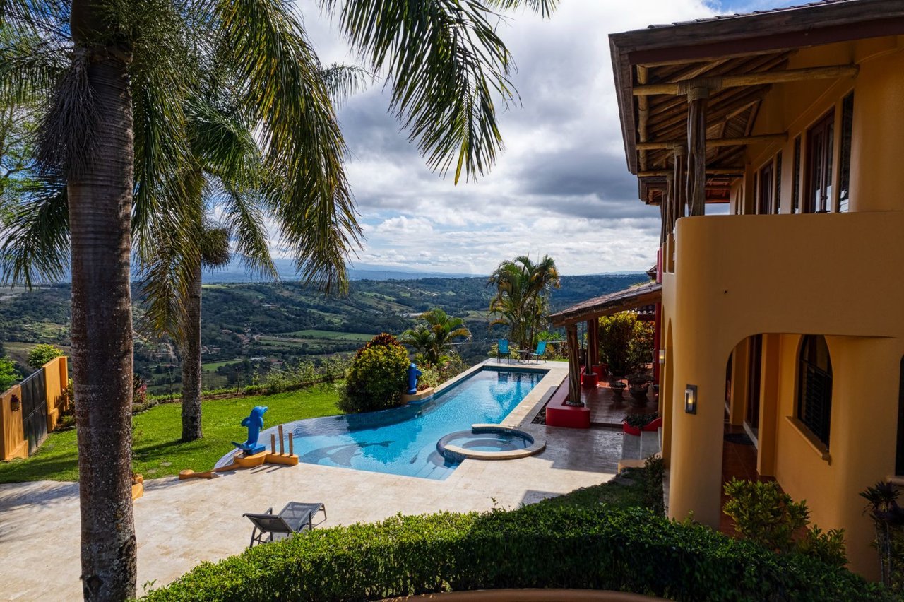 Grand Mountain View Estate, Perez Zeledon, San Jose