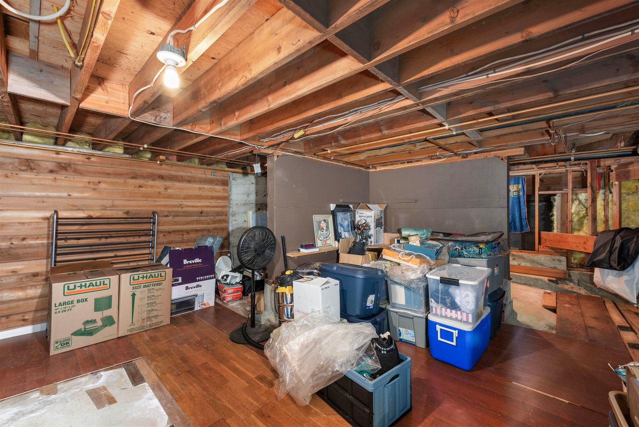 2373 Badger Rd