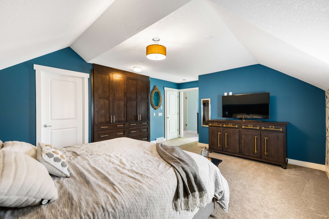 2020 27 Avenue SW Unit: 1