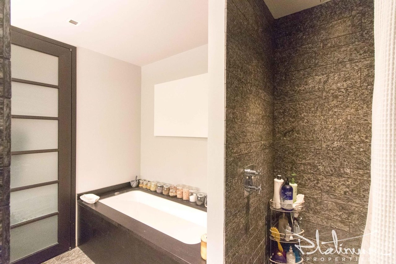 20 Pine Street, Apt 2312