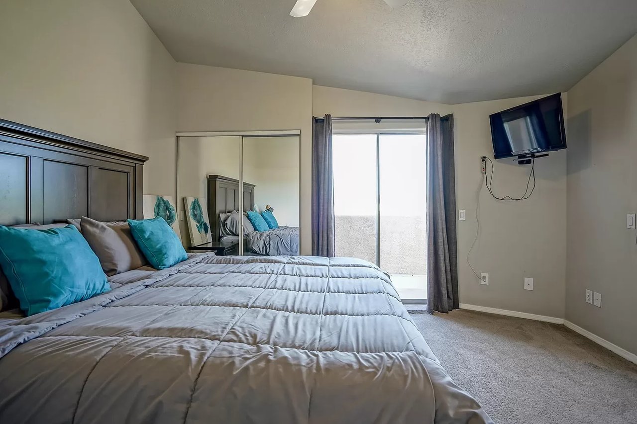 1737 Del Cielo Drive NW