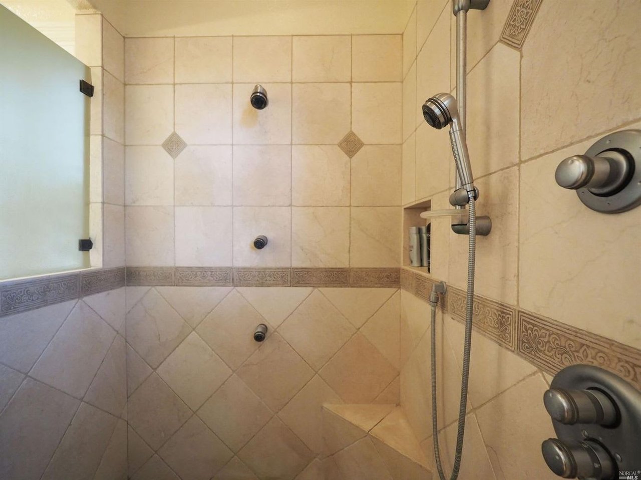 824 Olive Glen Ct