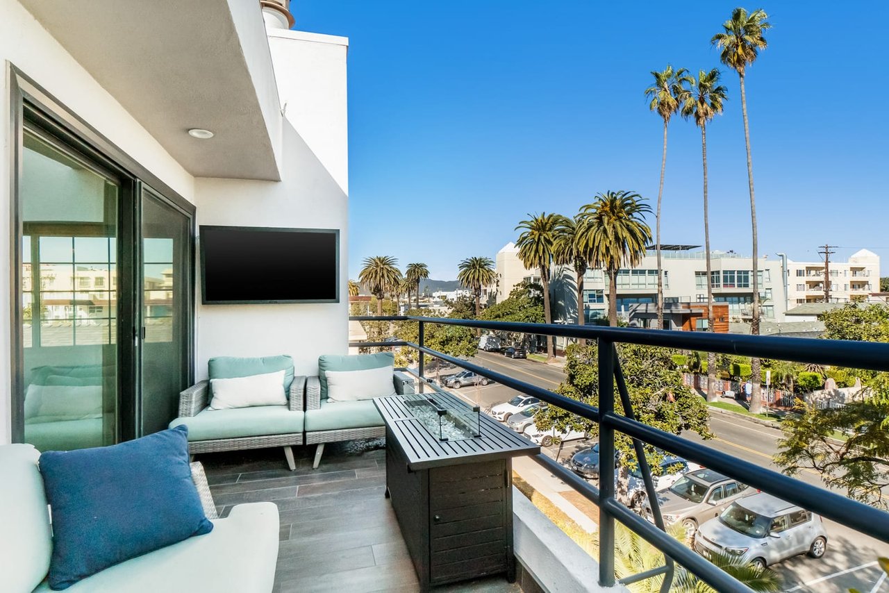 1532 9th Street Unit: 7