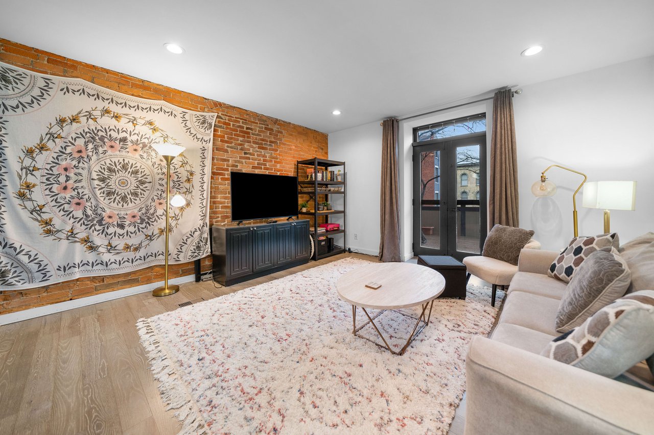 412 Liberty Hill #1B