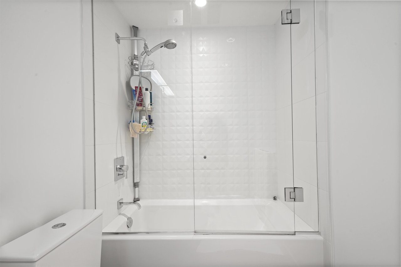PH1-2221 E 30th Avenue, Vancouver