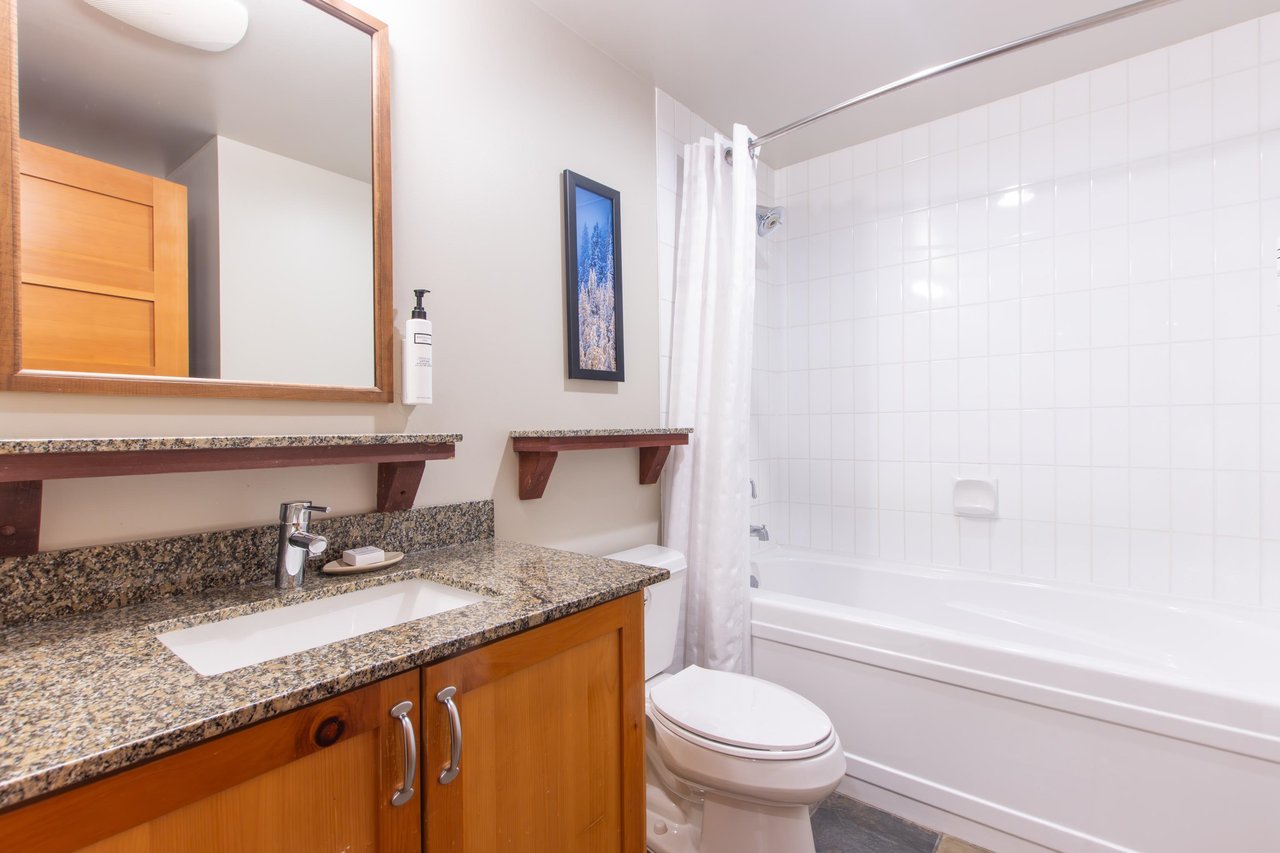 329A-2036 London Ln