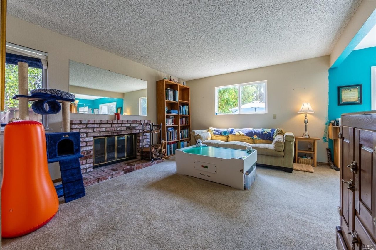 1627 Shenandoah Ct