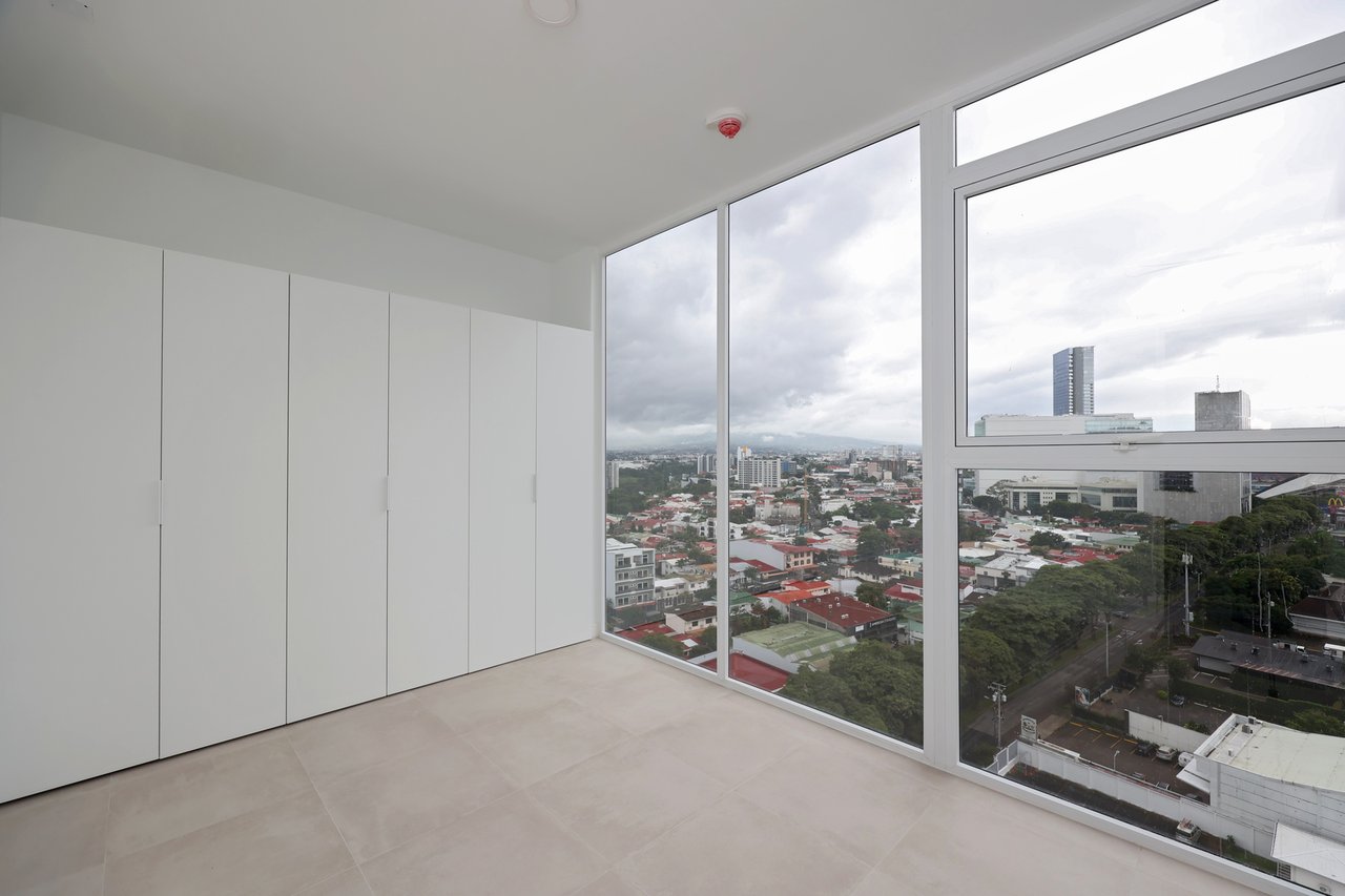 Contemporary City View Apartment, Sabana and Rohrmoser, San Jose