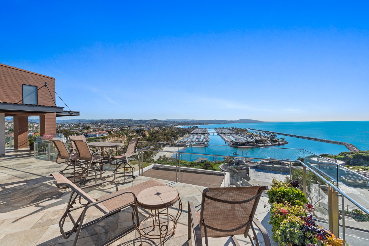 Stylish Blufftop Penthouse | Dana Point