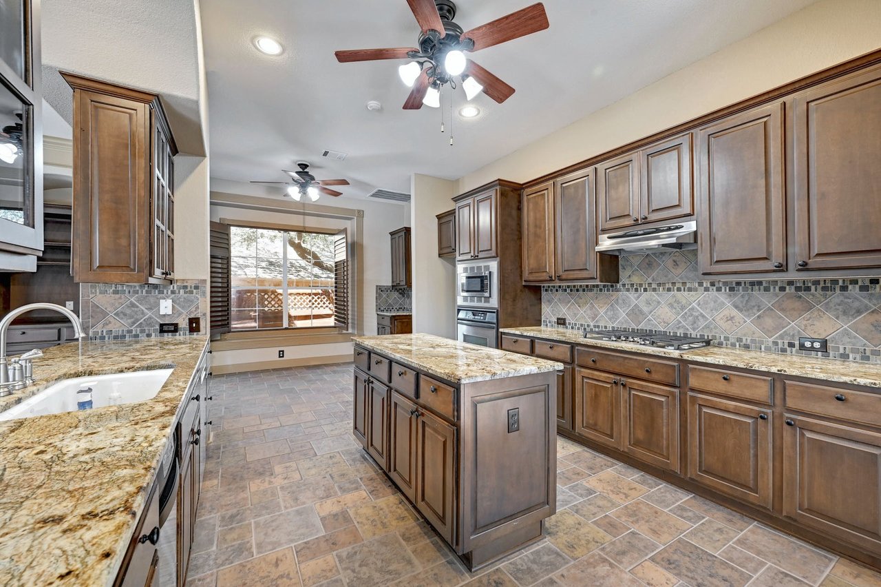 7217 Lapin Cv, Austin, Texas 78739